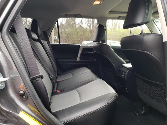 JTEBU5JR1G5364539 - 2016 TOYOTA 4RUNNER SR5/SR5 PREMIUM 灰色 照片 11