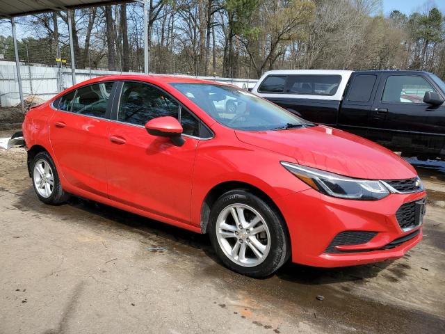 1G1BE5SM7J7186838 - 2018 CHEVROLET CRUZE LT RED photo 4