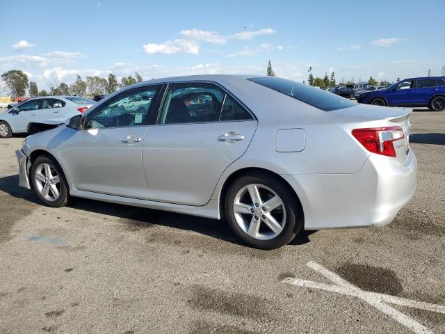 4T1BF1FK8EU843171 - 2014 TOYOTA CAMRY L SILVER photo 2