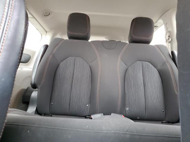 2C4RC1AG2JR113911 - 2018 CHRYSLER PACIFICA L GRAY photo 10