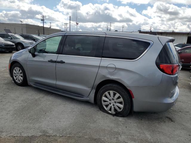 2C4RC1AG2JR113911 - 2018 CHRYSLER PACIFICA L GRAY photo 2