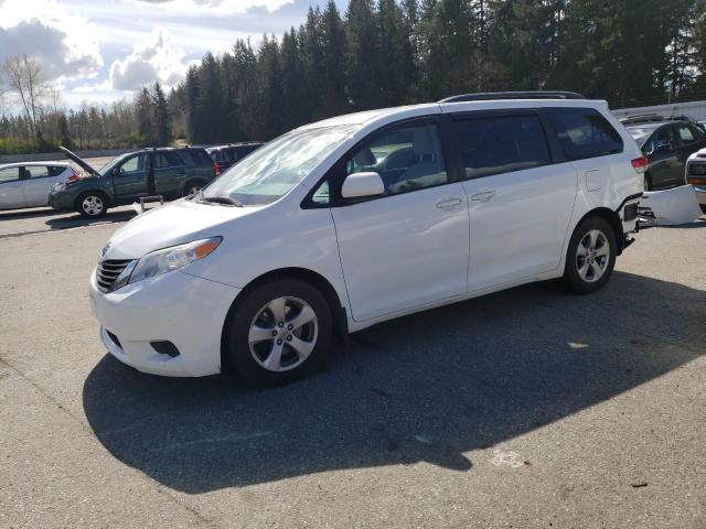 2014 TOYOTA SIENNA LE, 