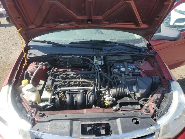 1FAHP3FN7AW198356 - 2010 FORD FOCUS SE RED photo 11