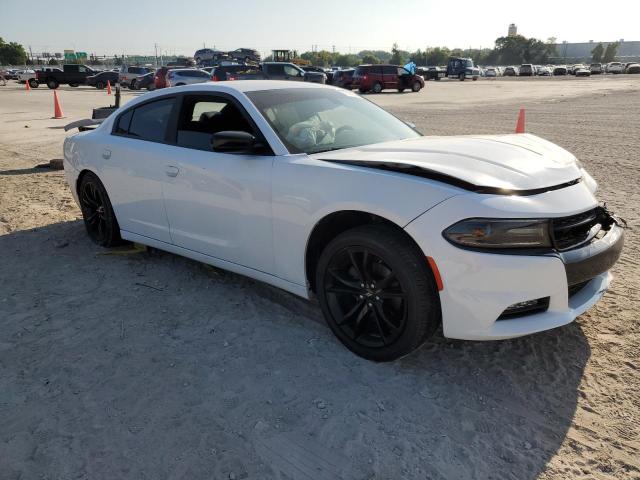 2C3CDXHG8JH253130 - 2018 DODGE CHARGER SXT PLUS WHITE photo 4