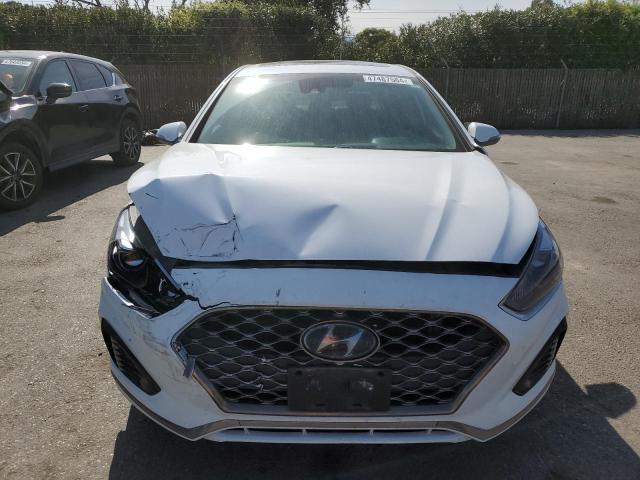 5NPE34AF5JH706909 - 2018 HYUNDAI SONATA SPORT WHITE photo 5