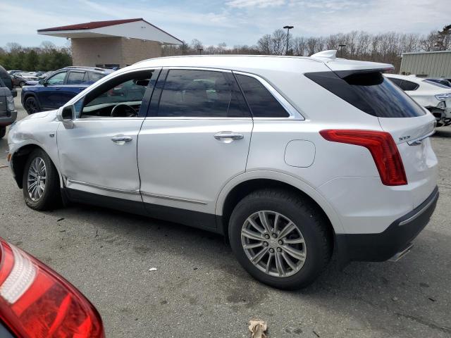 1GYKNDRS7HZ293371 - 2017 CADILLAC XT5 LUXURY WHITE photo 2