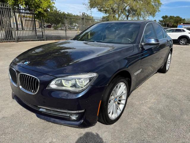 WBAYB6C5XFD965910 - 2015 BMW 750 XI BLUE photo 1