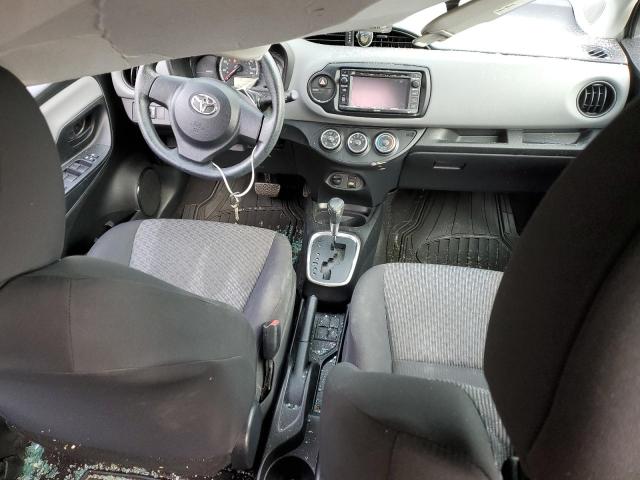 VNKKTUD33FA035685 - 2015 TOYOTA YARIS SILVER photo 8