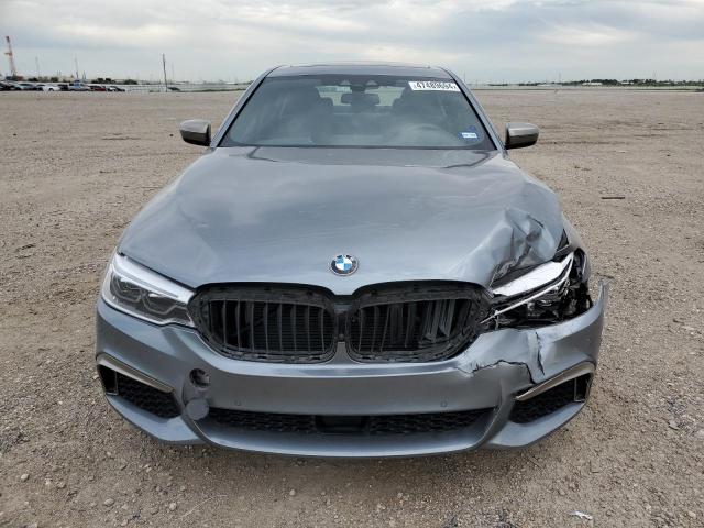 WBAJB9C5XJB034752 - 2018 BMW M550XI GRAY photo 5