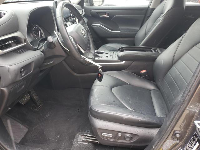 5TDGZRBH3NS247271 - 2022 TOYOTA HIGHLANDER XLE 灰色 照片 7