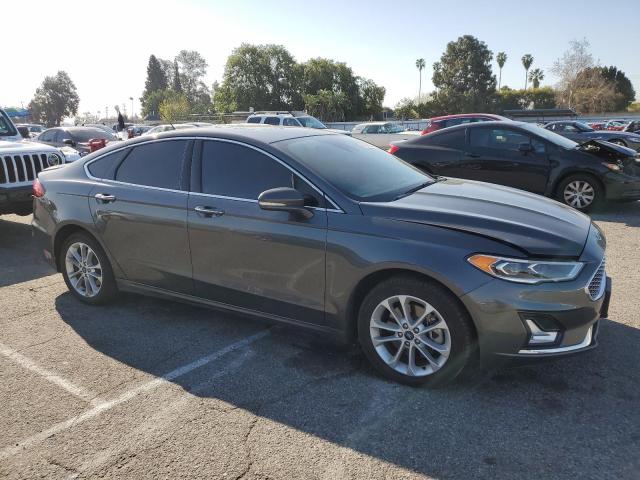 3FA6P0SU1KR176148 - 2019 FORD FUSION TITANIUM GRAY photo 4