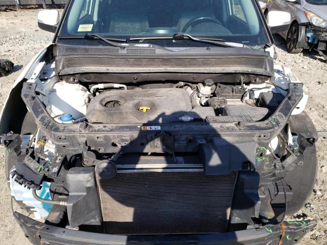 KNDJT2A65D7563844 - 2013 KIA SOUL + WHITE photo 11