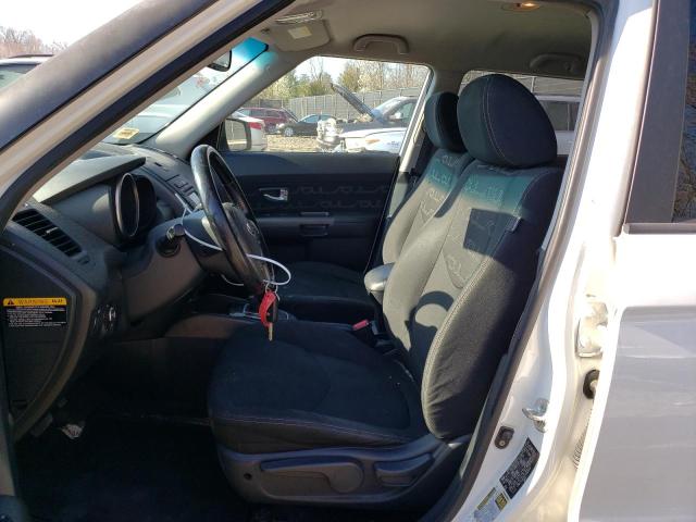 KNDJT2A65D7563844 - 2013 KIA SOUL + WHITE photo 7