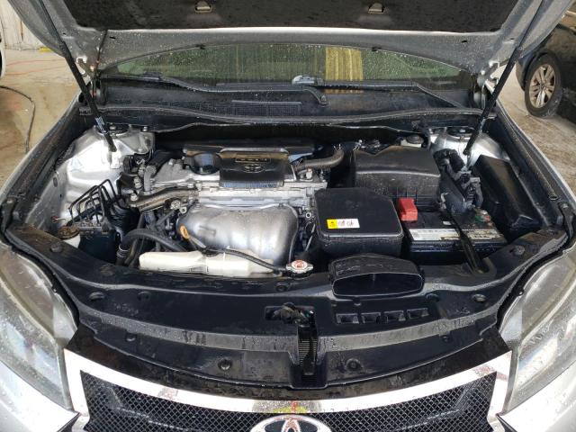 4T1BF1FK4HU402156 - 2017 TOYOTA CAMRY LE SILVER photo 11