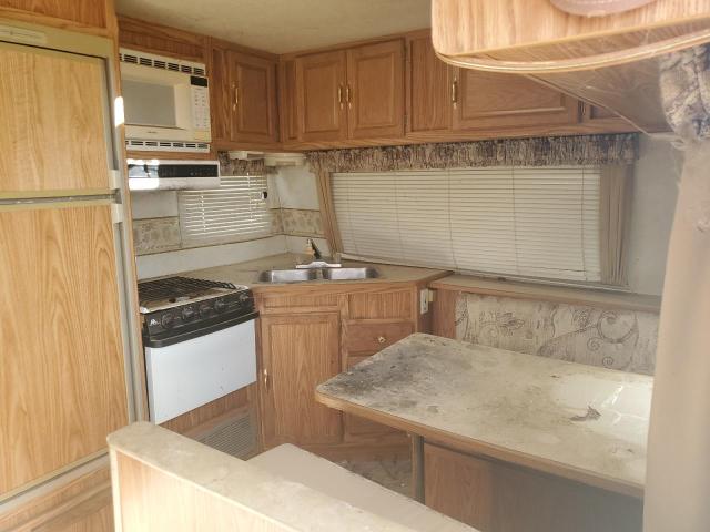 4KZTL242221003979 - 2002 NATL SPLASH TWO TONE photo 5