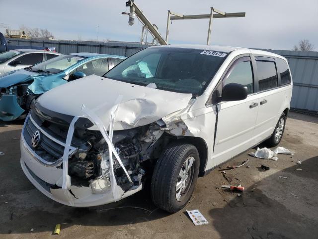 2V4RW4DG9BR718133 - 2011 VOLKSWAGEN ROUTAN S WHITE photo 1