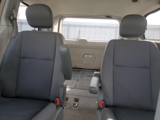 2V4RW4DG9BR718133 - 2011 VOLKSWAGEN ROUTAN S WHITE photo 10