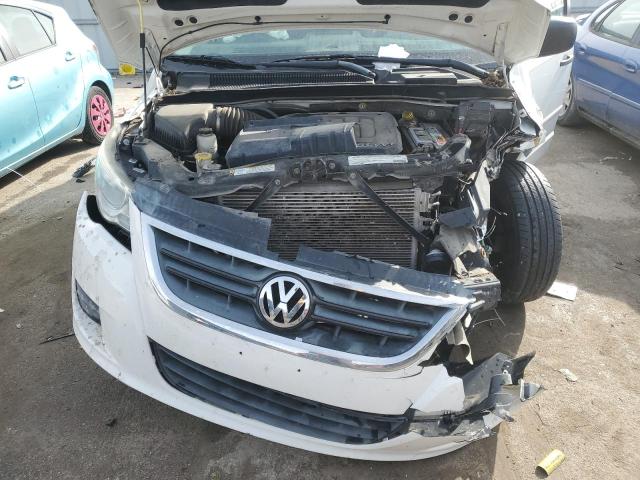 2V4RW4DG9BR718133 - 2011 VOLKSWAGEN ROUTAN S WHITE photo 12