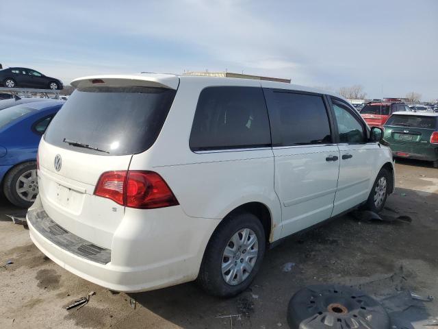 2V4RW4DG9BR718133 - 2011 VOLKSWAGEN ROUTAN S WHITE photo 3