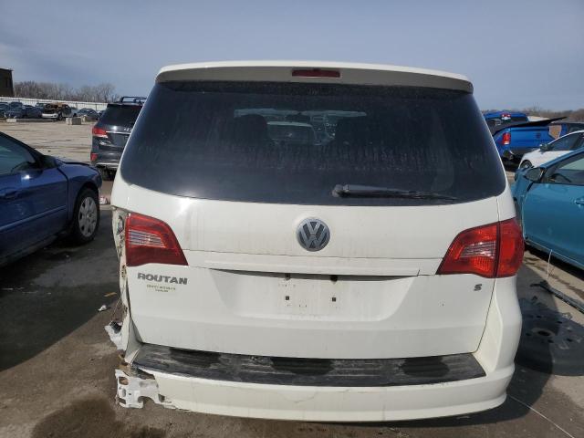 2V4RW4DG9BR718133 - 2011 VOLKSWAGEN ROUTAN S WHITE photo 6