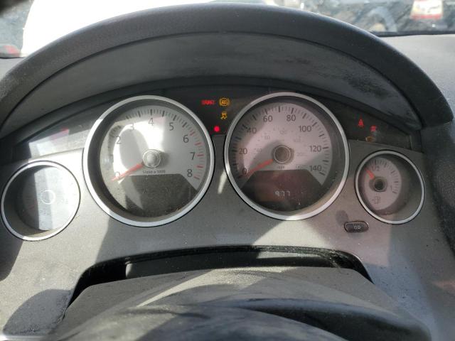 2V4RW4DG9BR718133 - 2011 VOLKSWAGEN ROUTAN S WHITE photo 9