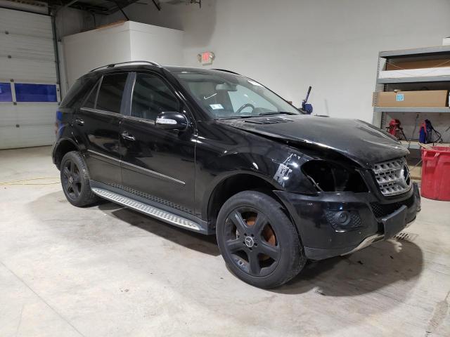 4JGBB86E08A411615 - 2008 MERCEDES-BENZ ML 350 BLACK photo 4