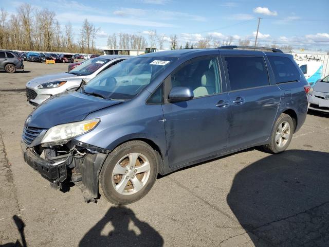 2015 TOYOTA SIENNA LE, 