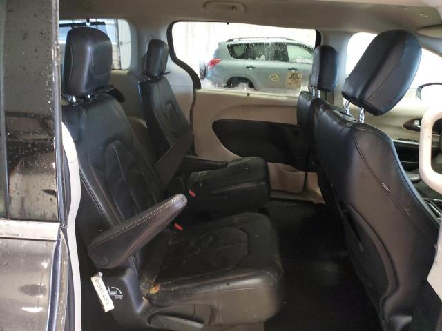 2C4RC1BG1JR171085 - 2018 CHRYSLER PACIFICA TOURING L CHARCOAL photo 11