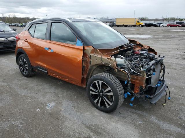 3N1CP5CU8KL544016 - 2019 NISSAN KICKS S ORANGE photo 4