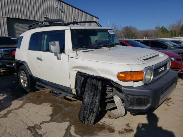 JTEZU4BF4CK011902 - 2012 TOYOTA FJ CRUISER WHITE photo 4