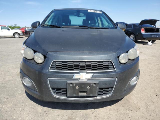 1G1JE5SB0F4211906 - 2015 CHEVROLET SONIC LTZ GRAY photo 5