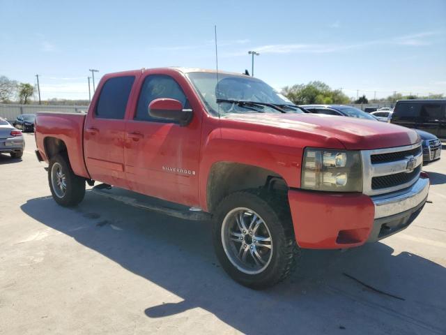 2GCEC13J781187387 - 2008 CHEVROLET SILVERADO C1500 RED photo 4