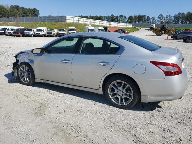 1N4AA5AP9AC815796 - 2010 NISSAN MAXIMA S SILVER photo 2