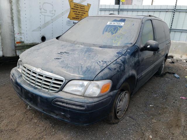 1GNDX03E1WD226397 - 1998 CHEVROLET VENTURE GREEN photo 2