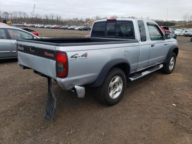 1N6ED26Y9YC373189 - 2000 NISSAN FRONTIER KING CAB XE SILVER photo 3