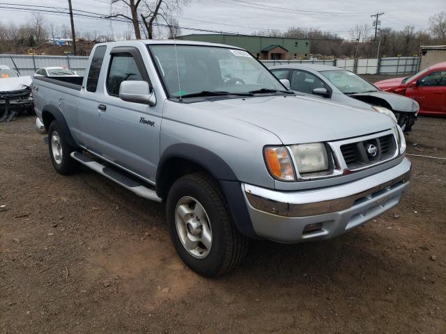 1N6ED26Y9YC373189 - 2000 NISSAN FRONTIER KING CAB XE SILVER photo 4