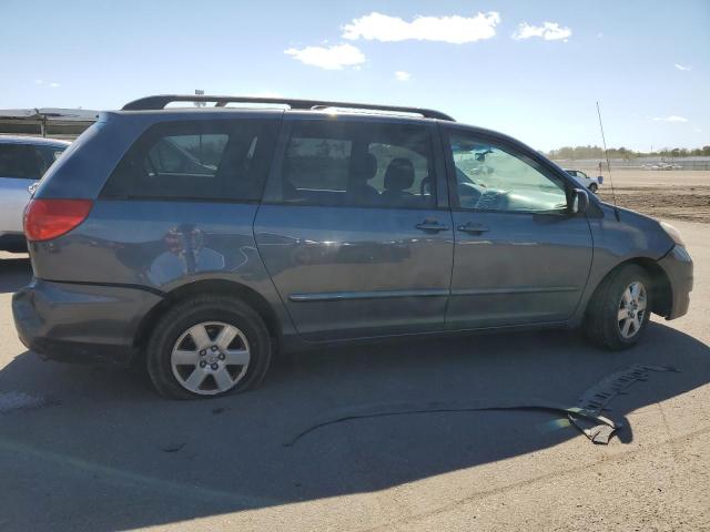 5TDZK23C49S271270 - 2009 TOYOTA SIENNA CE GRAY photo 3