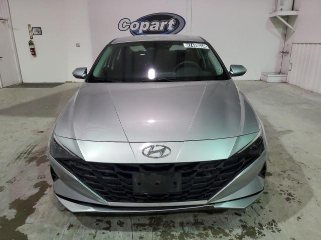 5NPLM4AG8MH049041 - 2021 HYUNDAI ELANTRA SEL SILVER photo 5