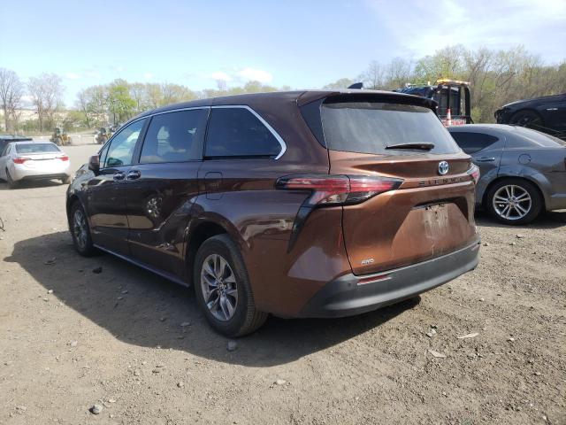 5TDYSKFC7MS003717 - 2021 TOYOTA SIENNA XLE BROWN photo 2