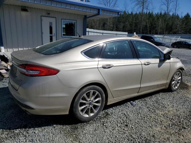 3FA6P0HD0HR115843 - 2017 FORD FUSION SE TAN photo 3