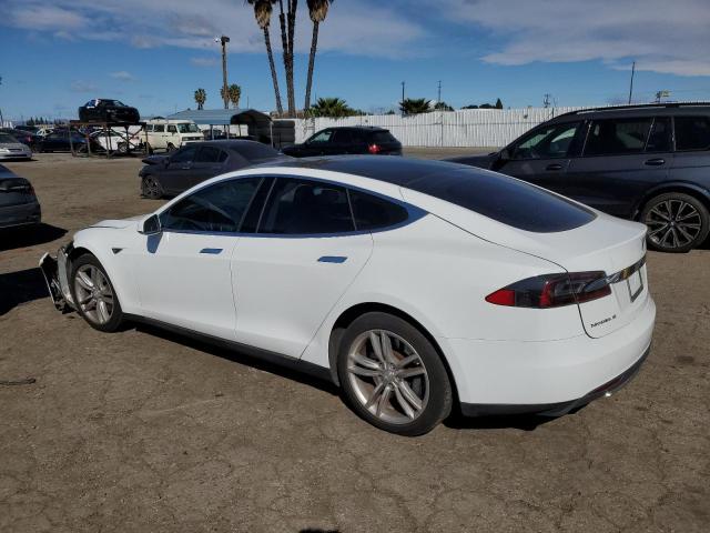5YJSA1CG8DFP17709 - 2013 TESLA MODEL S WHITE photo 2