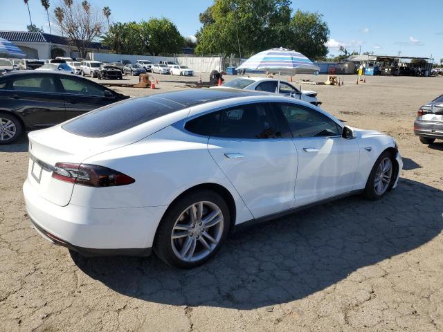 5YJSA1CG8DFP17709 - 2013 TESLA MODEL S WHITE photo 3