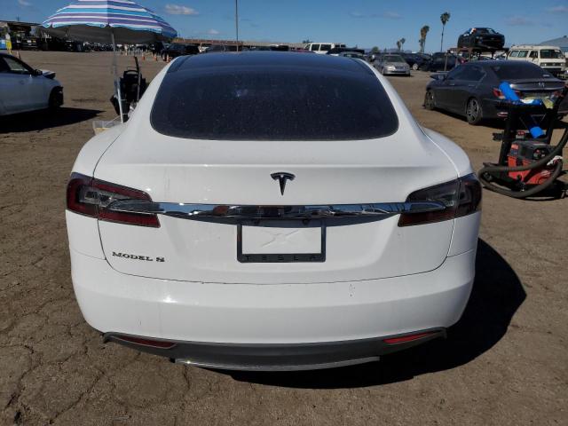 5YJSA1CG8DFP17709 - 2013 TESLA MODEL S WHITE photo 6