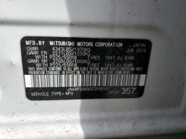 JA4AP3AW9GZ059858 - 2016 MITSUBISHI OUTLANDER ES WHITE photo 12