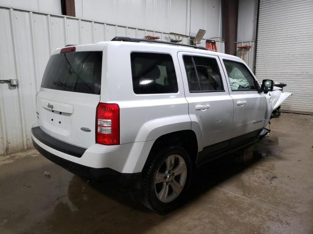 1C4NJRFB3FD248941 - 2015 JEEP PATRIOT LATITUDE WHITE photo 3