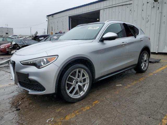 ZASFAKAN4J7C07407 - 2018 ALFA ROMEO STELVIO SILVER photo 1