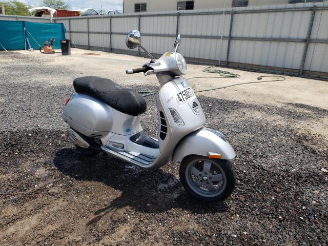 ZAPM459L485007241 - 2008 VESPA GTS 250 SILVER photo 1