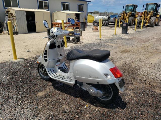 ZAPM459L485007241 - 2008 VESPA GTS 250 SILVER photo 3