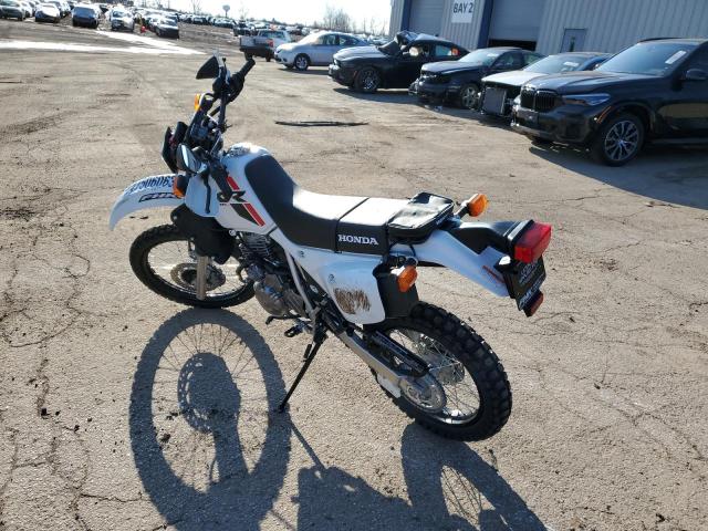 JH2RD0608PK200276 - 2023 HONDA XR650 L WHITE photo 3