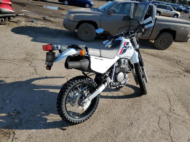 JH2RD0608PK200276 - 2023 HONDA XR650 L WHITE photo 4